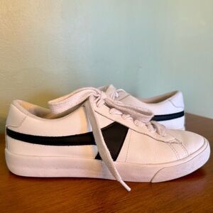 Rachel Zoe Genuine Leather Low Top Sneaker White/Black, Size 8.5